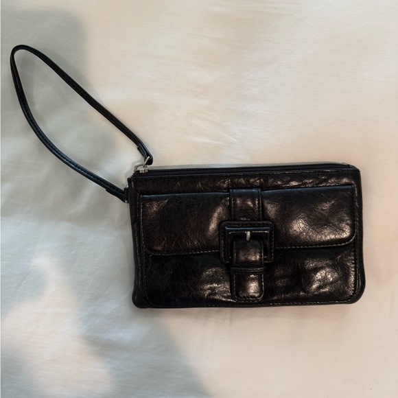 Hobo International Black Leather Wristlet - Picture 1 of 9